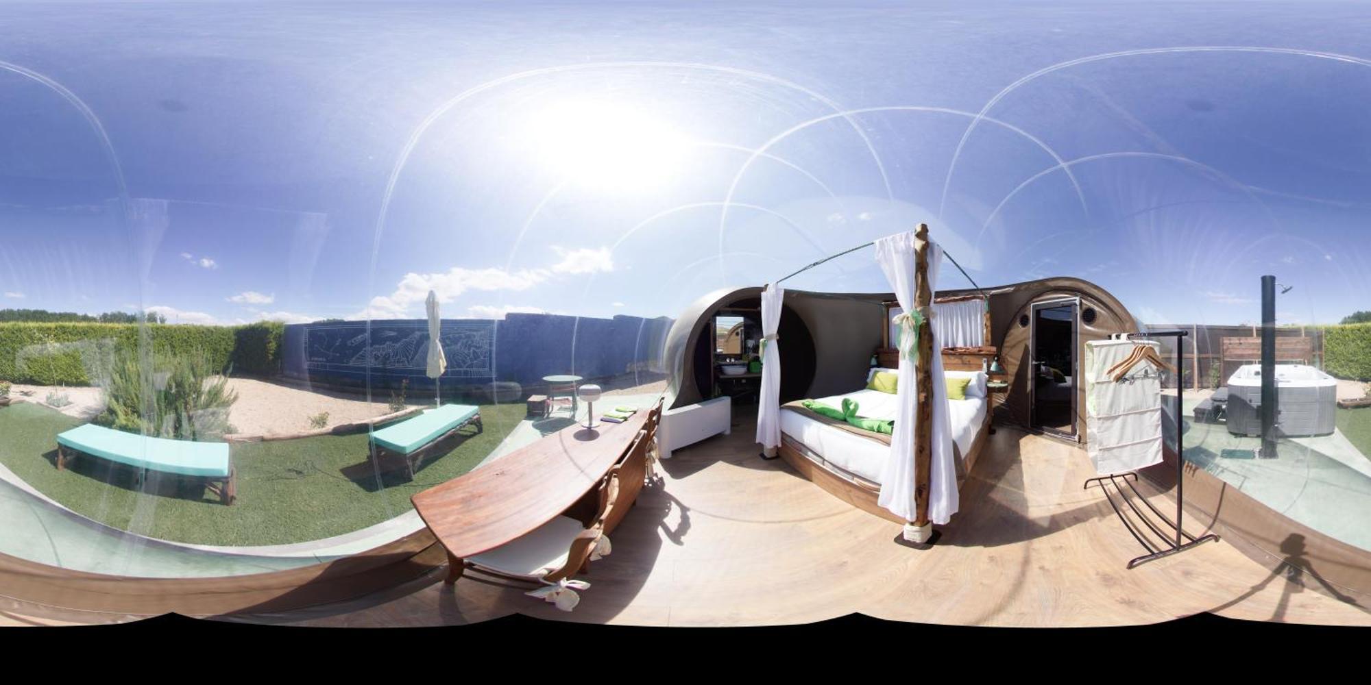 Cosmoveros - Hotel Burbuja Pedraza Exteriör bild